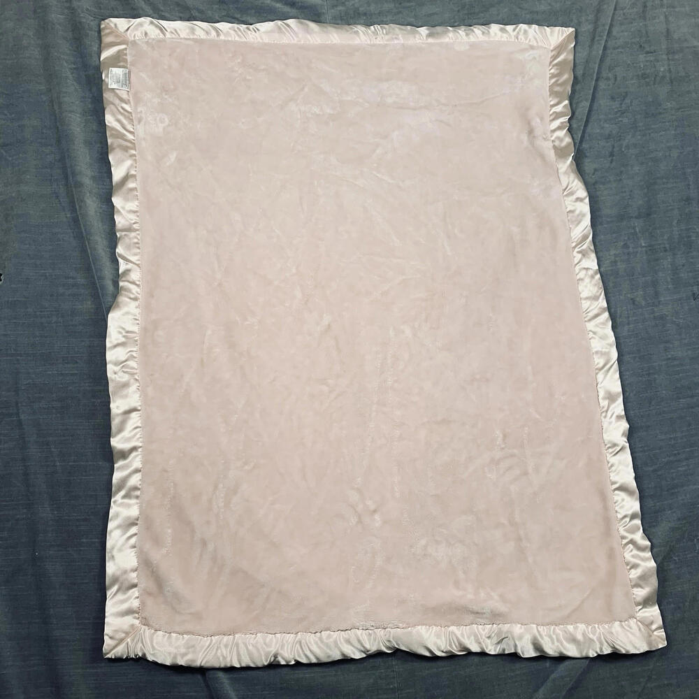 Baby Gund Pink Pastel Velveteen Plush Soft Spunky Blanket Satin Trim 30X38” READ